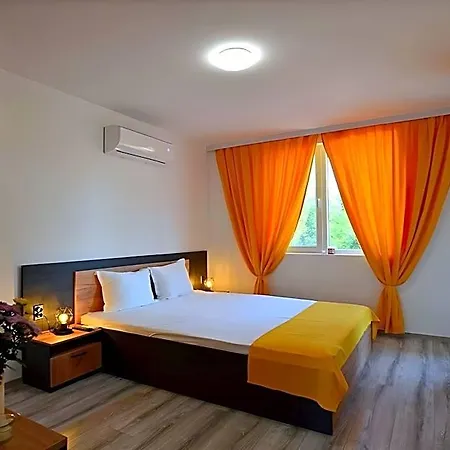 Di Mare 5*
